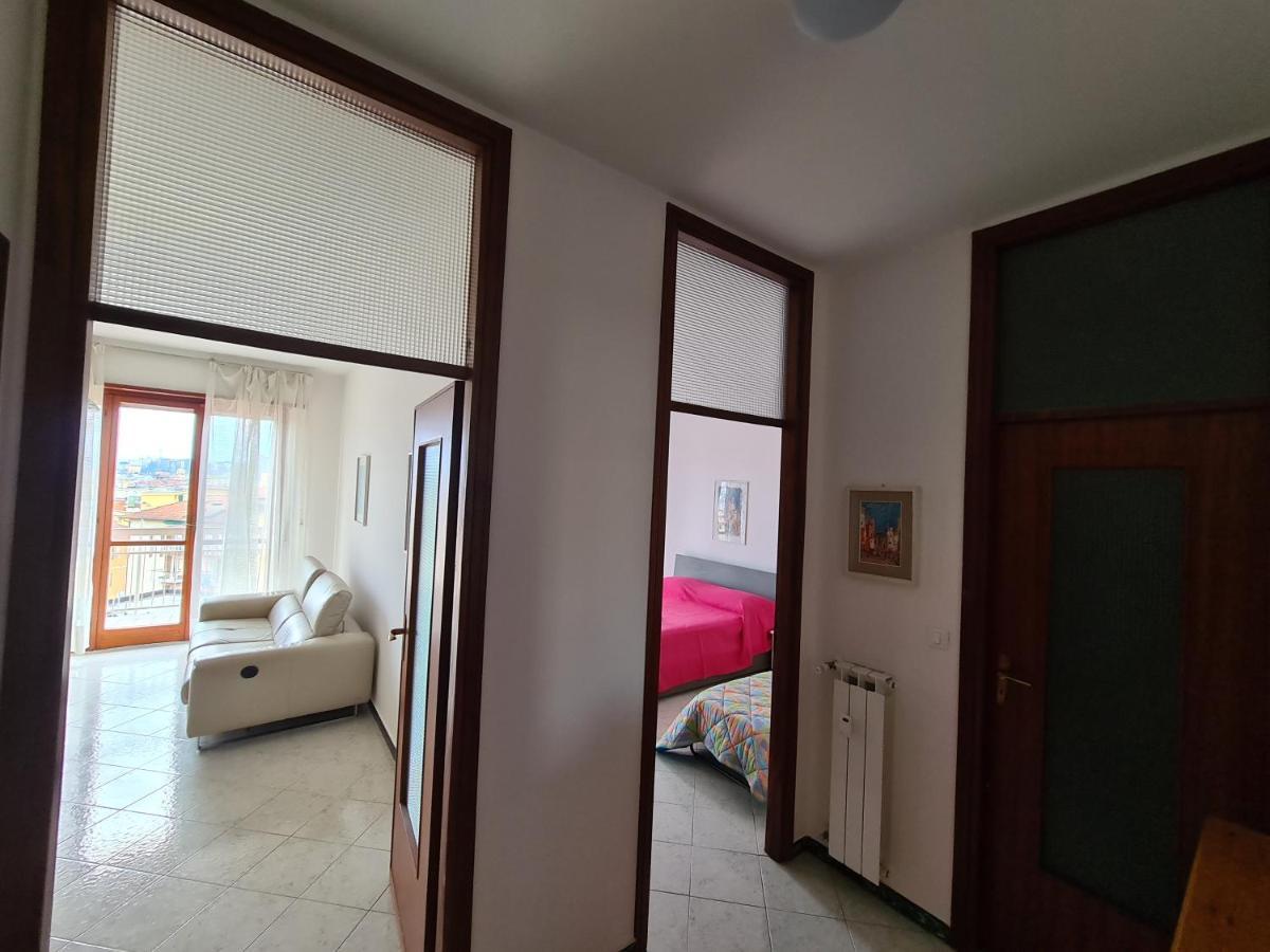 Spicchio Di Mare Su Rapallo Esterno foto
